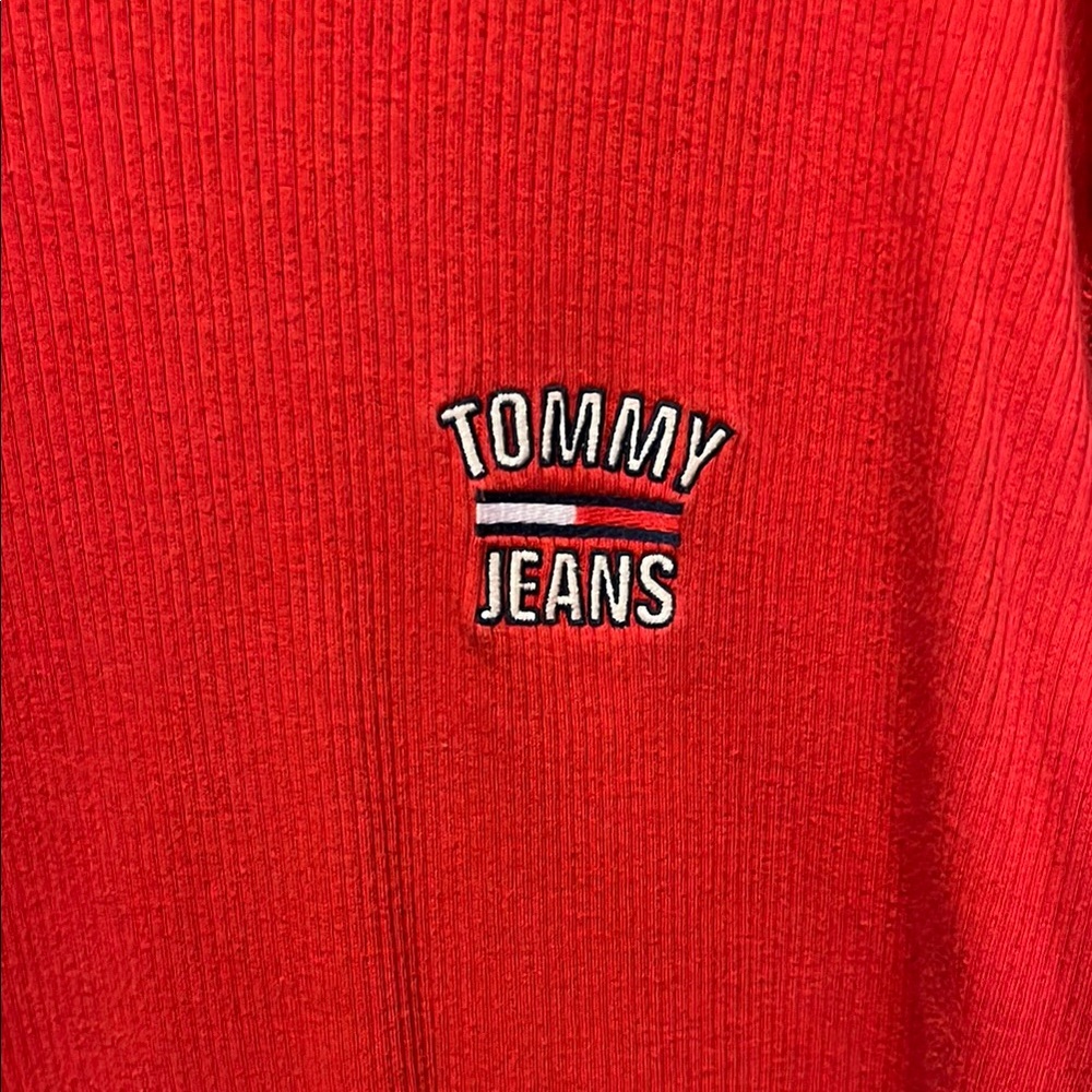 Tommy Hilfiger Red Long Sleeve Tee - Picture 2 of 7